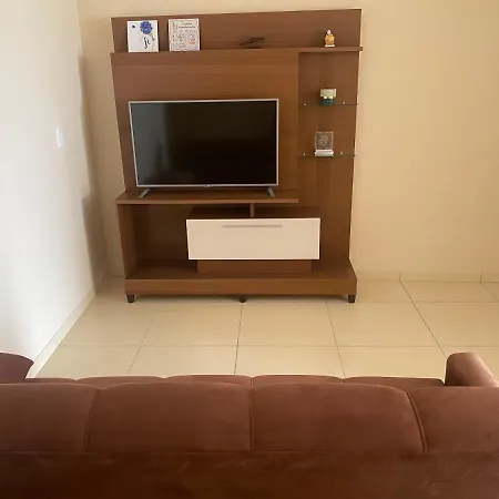 Apartamento Muito Bem Localizado A 200 Metros Da Praca Mestre Dominguinhos Garanhuns Exterior photo